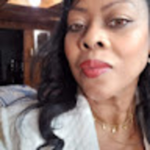 Meet your Posher, Wendy - Picture 1 of 1